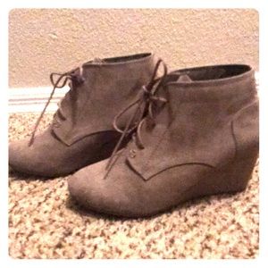 Ankle boots